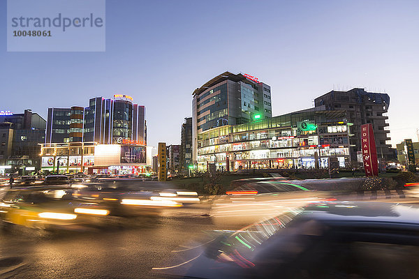 Äthiopien  Addis Abeba  Stadt bei Nacht