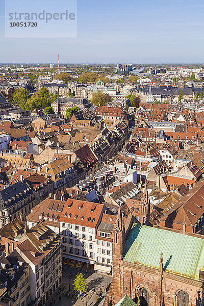 Frankreich  Elsass  Straßburg  Blick über die Altstadt zum Europaviertel
