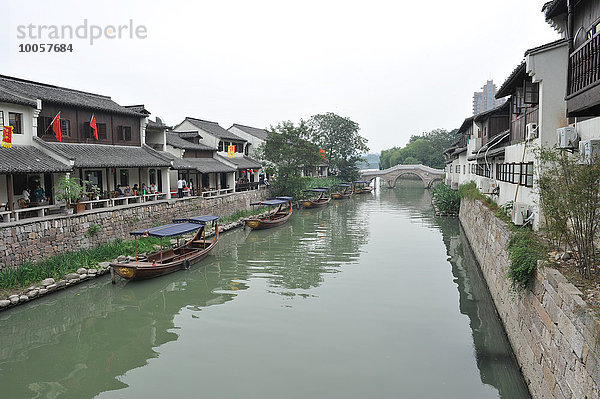 Typische Stadt  Hangzhou  China