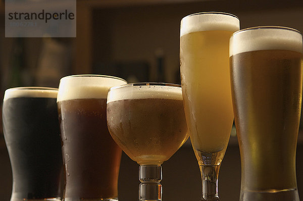 Auswahl der Biere in Gläsern