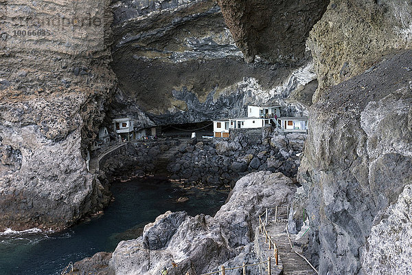 Proís de Candelaria  Cueva de Candelaria  ehemaliges Piratennest bzw. Schmugglernest  bei Tijarafe  La Palma  Kanarische Inseln  Spanien  Europa