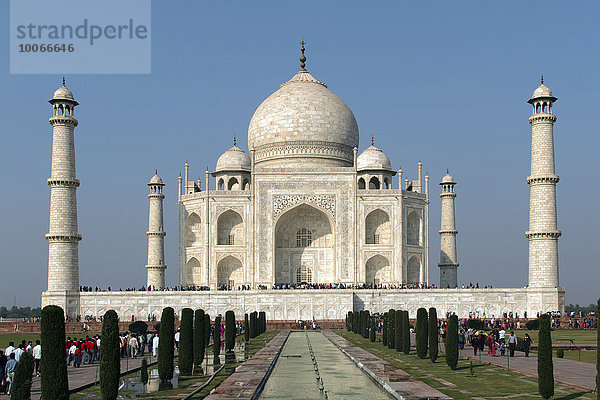 Taj Mahal  Brunnen  Grabmal  Mausoleum  Agra  Uttar Pradesh  Indien  Asien