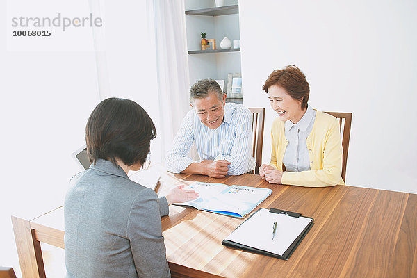 Senior Senioren Rat Finanzen Planung und Organisation japanisch