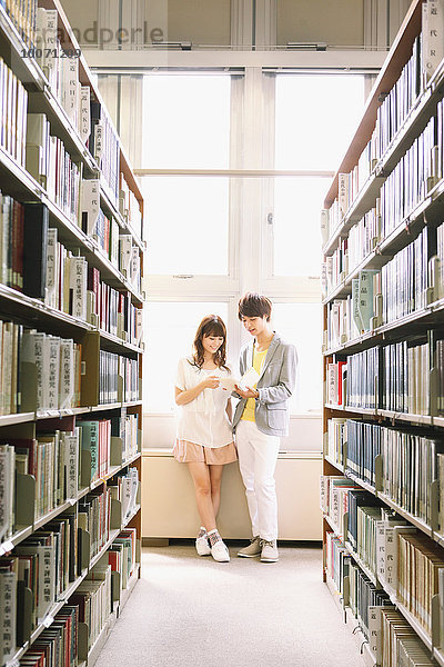 Bibliotheksgebäude Student Universität