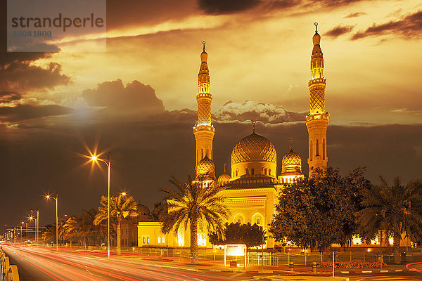 Vereinigte Arabische Emirate VAE Zeit Ansicht Dubai Abenddämmerung Moschee