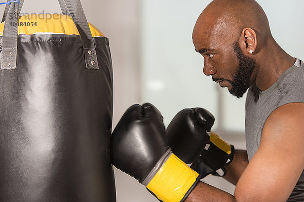 Tasche Training schwarz Faustschlag