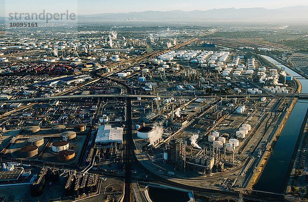Ölraffinerie  Hochansicht  Los Angeles  CA  USA