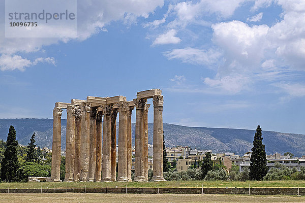 Tempel des olympischen Zeus  Olympieion  Athen  Griechenland  Europa