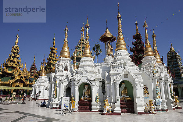 Schreine  Shwedagon-Pagode  Yangon  Myanmar  Asien