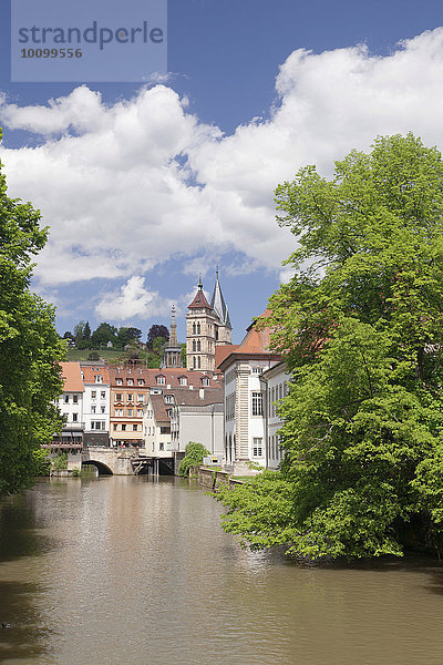 Rossneckarkanal mit Stadtkirche St. Dionys und Innere Brücke  Esslingen am Neckar  Baden-Württemberg  Deutschland  Europa