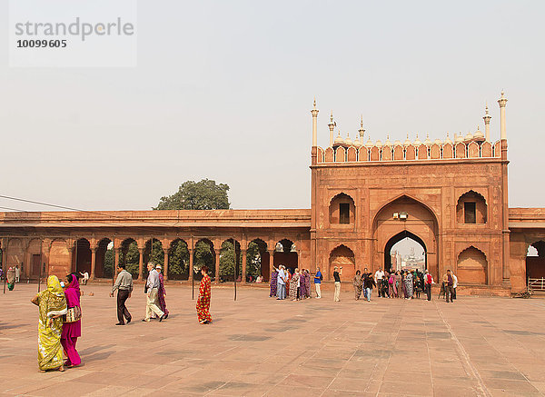Innenhof der Jama Masjid Moschee oder Masjid-i Jah?n-Num?  Neu-Delhi  Delhi  Indien  Asien