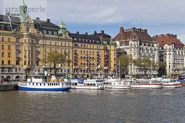 Boulevard Strandvägen am Wasser  Stockholm  Schweden  Europa