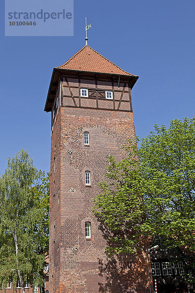 Alter Wasserturm an der Ratsmühle  Lüneburg  Niedersachsen  Deutschland  Europa