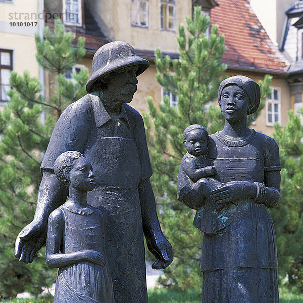 Albert-Schweitzer-Denkmal  Weimar  Thüringen  Deutschland  Europa
