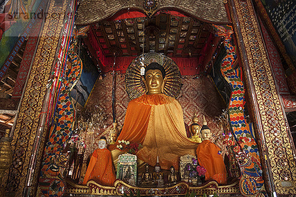 Figur innerhalb fünfstöckig Buddhismus blass Myanmar Asien Buddha Kloster
