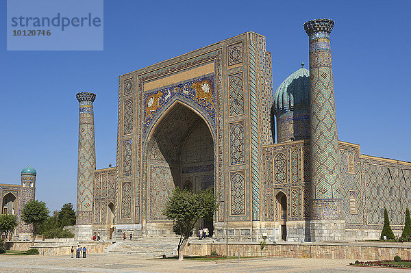 Sher-Dor-Madrasa  Registan  Samarkand  Usbekistan  Asien