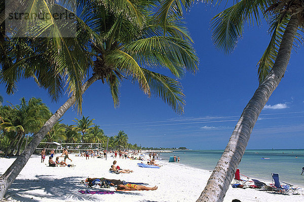 Strandleben  Smathers Beach  Key West  The Keys  Florida  USA  Nordamerika