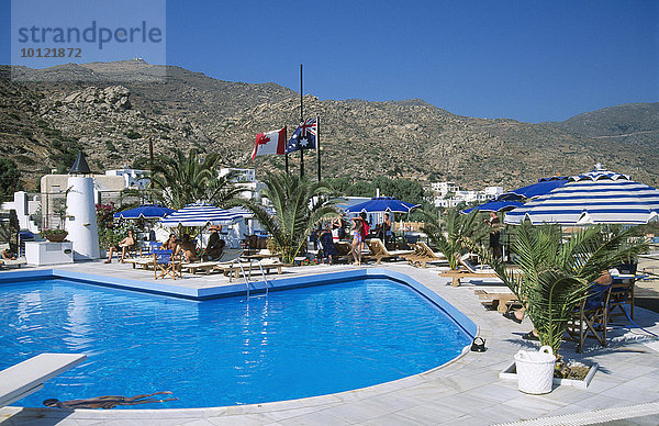 Hotelpool  Milopotas Strand  Ios  Kykladen  Griechenland  Europa