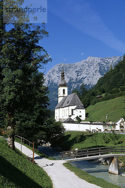 Pfarrkirche St. Fabian und Sebastian  Ramsau  Berchtesgadener Land  Bayern  Deutschland  Europa