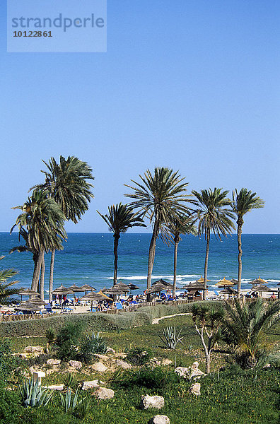 Strand in der Oase Zarzis  Djerba  Tunesien  Afrika