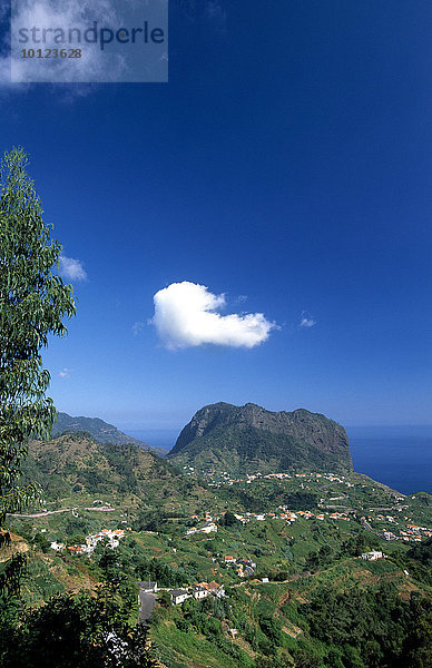 Penha D'Aguia  Adlerfelsen  Porto da Cruz  Madeira  Portugal  Europa