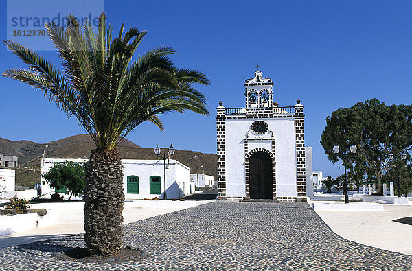 Kirche in Guatiza  Lanzarote  Kanarische Inseln  Spanien  Europa