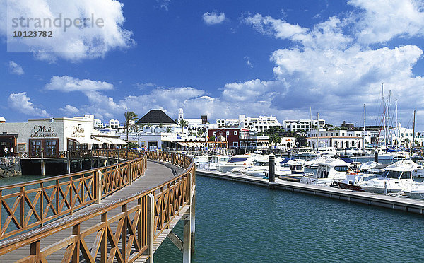 Hafen von Playa Blanca  Lanzarote  Kanarische Inseln  Spanien  Europa