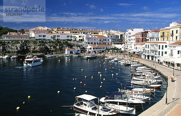 Fischerboote in Es Castell  Menorca  Balearen  Spanien  Europa