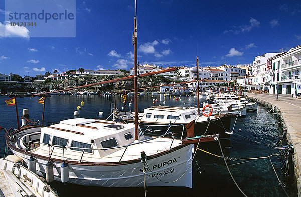 Fischerboote in Es Castell  Menorca  Balearen  Spanien  Europa