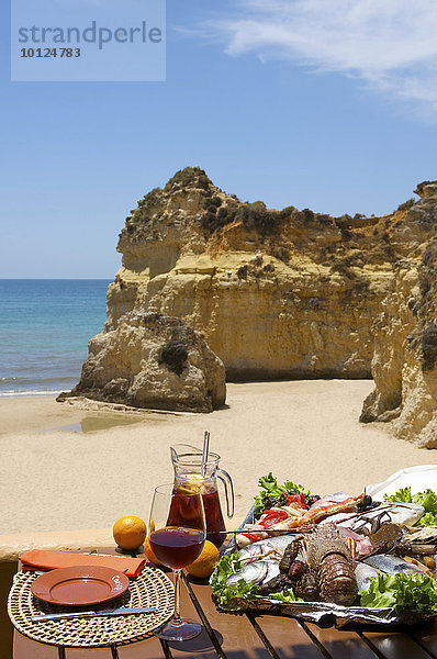 Restaurant am Praia dos Tres Irmaos bei Alvor  Algarve  Portugal  Europa