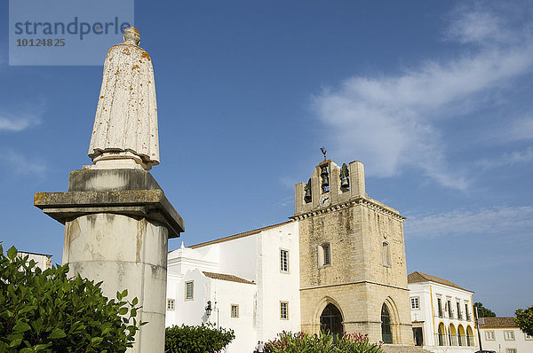 Kathedrale in Faro  Algarve  Portugal  Europa