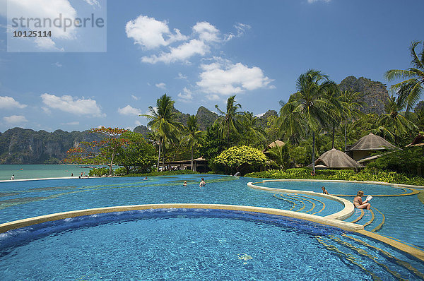 Swimming Pool des Rayavadee Resorts  Krabi  Thailand  Asien