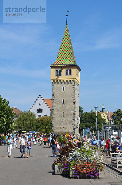 Mangturm am Hafen  Lindau  Bodensee  Bayern  Deutschland  Europa