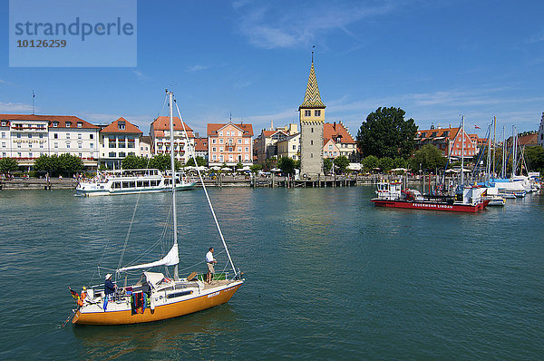 Hafen mit Mangturm in Lindau  Bodensee  Bayern  Deutschland  Europa