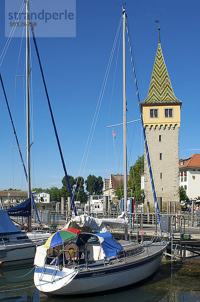 Hafen mit Mangturm in Lindau  Bodensee  Bayern  Deutschland  Europa