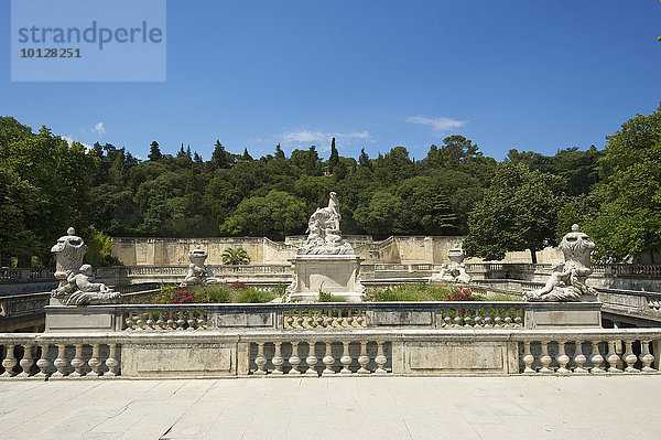 Jardin de la Fontaine  Nîmes  Region Languedoc-Roussillon  Frankreich  Europa