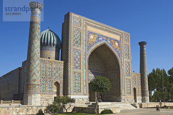 Sher-Dor-Madrasa  Registan  Samarkand  Usbekistan  Asien