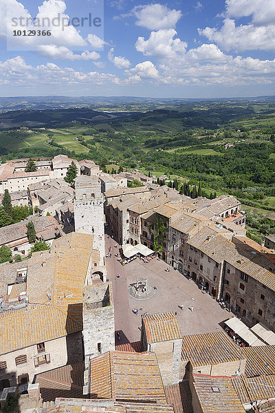 Piazza della Cisterna  San Gimignano  UNESCO Weltkulturerbe  Toskana  Provinz Siena  Italien  Europa