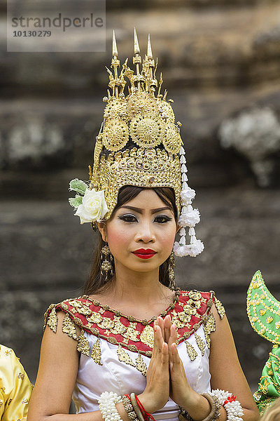 Tempeltänzerin  Apsara-Tänzerin im Tempel Angkor Wat  Provinz Siem Reap  Kambodscha  Asien