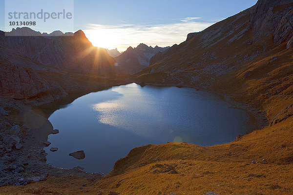 Sonnenuntergang am Gufelsee  Tirol  Österreich  Europa