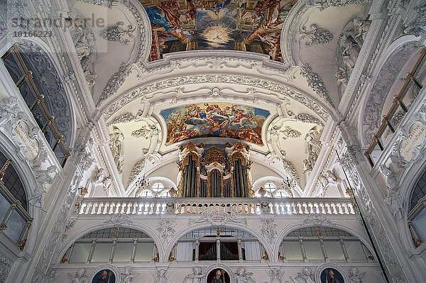 Orgelempore  Kloster Benediktbeuern  Bayern  Deutschland  Europa