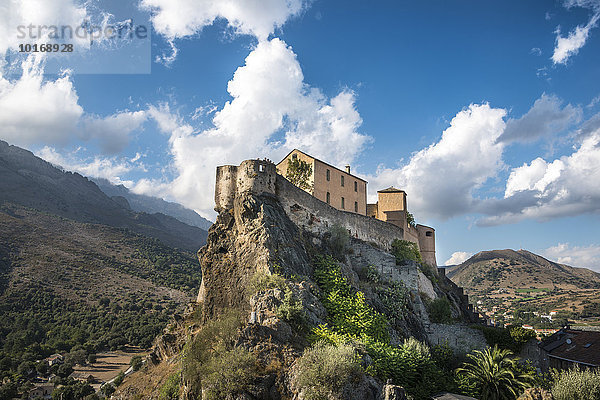 Die Zitadelle mit der Bastion Adlernest  Corte  Korsika  Frankreich  Europa