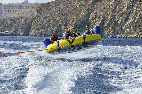 Kissenboot  Super Paradise Beach  Mykonos  Kykladen  Griechenland  Europa