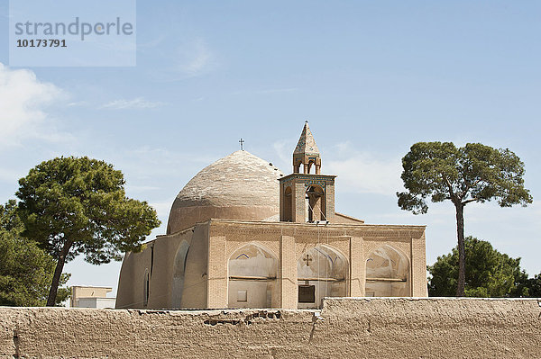 Armenisch-apostolische Kirche  Kuppel und Glockenturm  Sankt-Marien-Kirche oder Maryam-Kirche  armenisches Viertel Neu Jolfa  Dschulfa  Isfahan  Iran