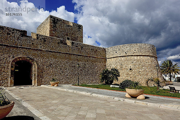Kastell von Manfredonia  Nationales Archäologisches Museum  Apulien  Foggia  Italien  Europa