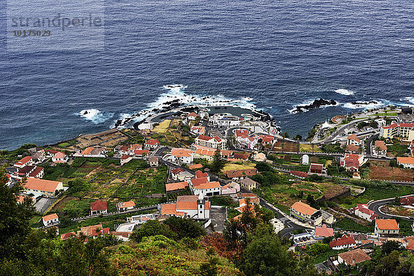Ausblick auf Porto Moniz  Madeira  Portugal  Europa