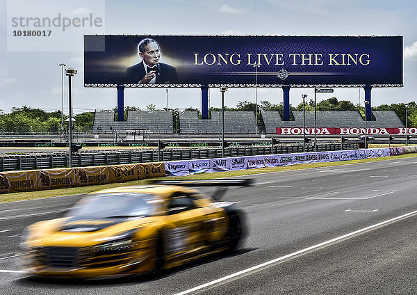 Transparent für den König an der Rennstrecke Chang International Circuit  Buriram  Thailand  Asien