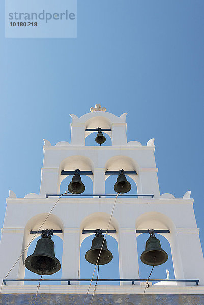 Glockenturm der Kirche Panagia von Platsani  Oia  Santorin  Griechenland  Europa