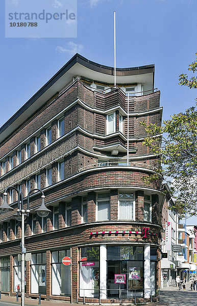 Ehemaliges Kaufhaus Lommel  erbaut 1927 im Stil des Backstein-Expressionismus  Hamm  Nordrhein-Westfalen  Deutschland  Europa
