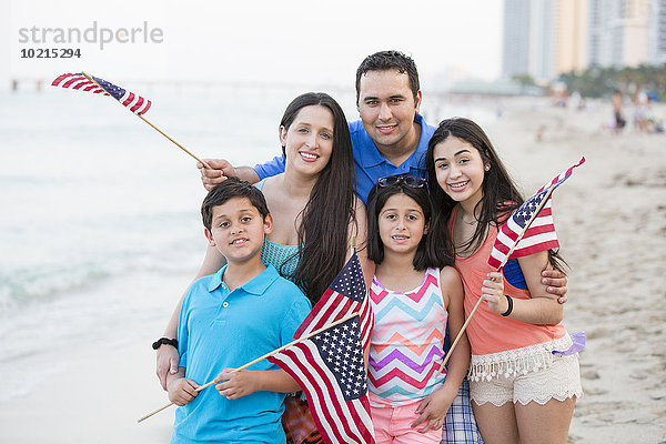 Strand Hispanier Fahne winken amerikanisch